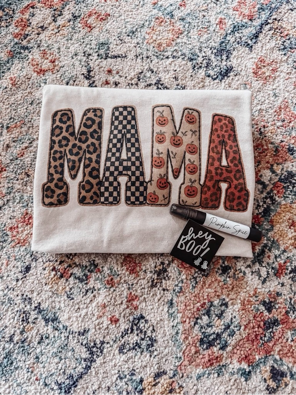 MAMA' Pumpkin Patch Graphic Top - Cream